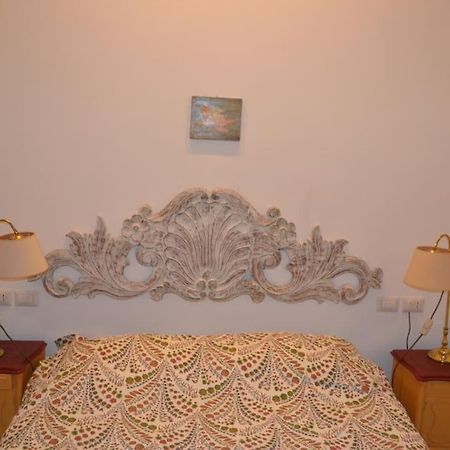 Ferienwohnung Casa Luciano Al San Carlo Neapel Exterior foto