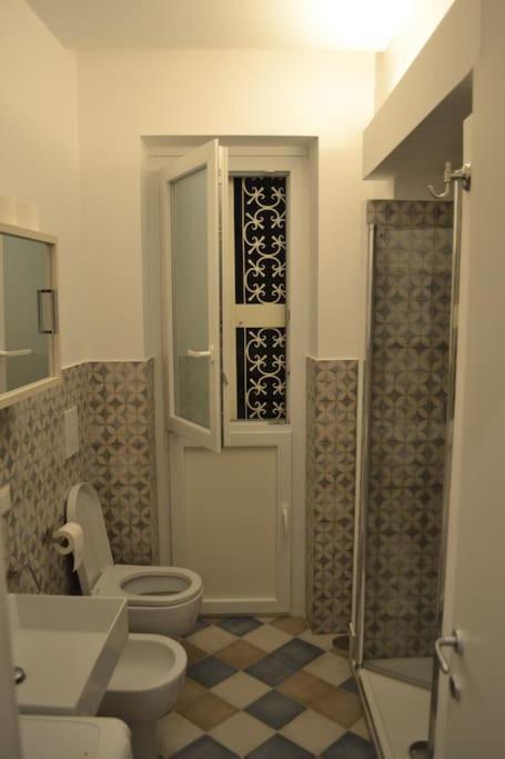 Ferienwohnung Casa Luciano Al San Carlo Neapel Exterior foto